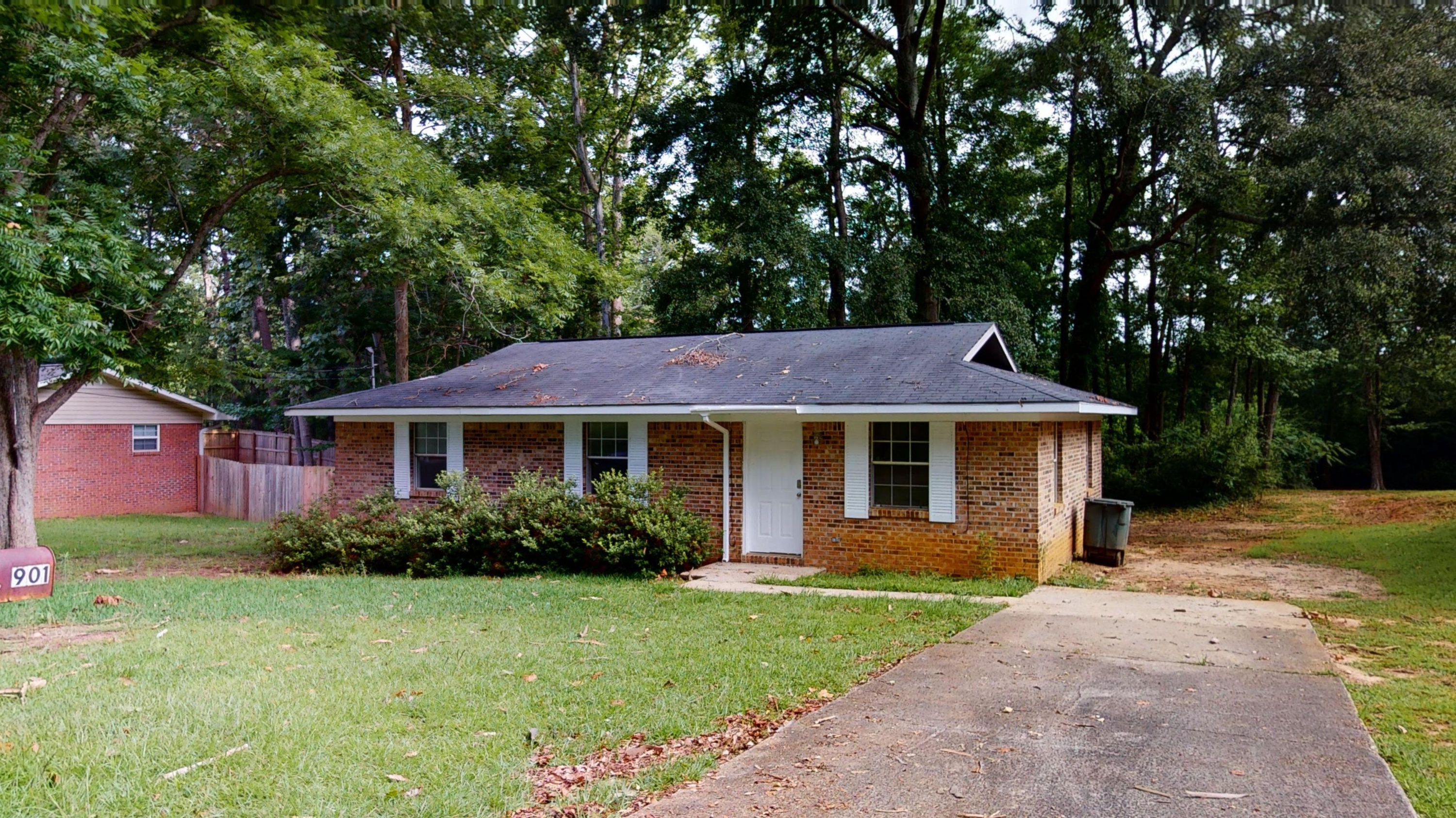 901 E. Grubbs St.